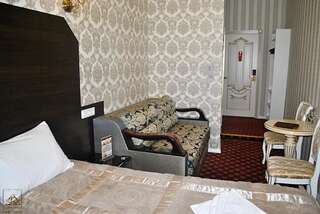 Апартаменты Гранд на Татарском Санкт-Петербург Двухместный номер Делюкс с 1 кроватью или 2 отдельными кроватями, вид на город-1