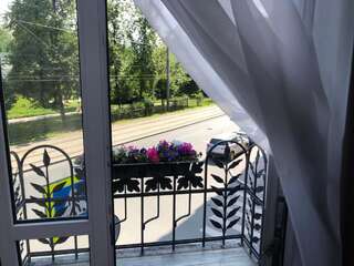 Апартаменты Гранд на Татарском Санкт-Петербург Люкс с кроватью размера «king-size» и балконом-13