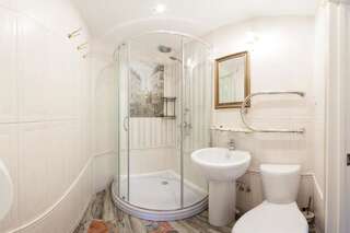 Апартаменты Гранд на Татарском Санкт-Петербург Двухместный номер с 1 кроватью или 2 отдельными кроватями и хорошим видом-6